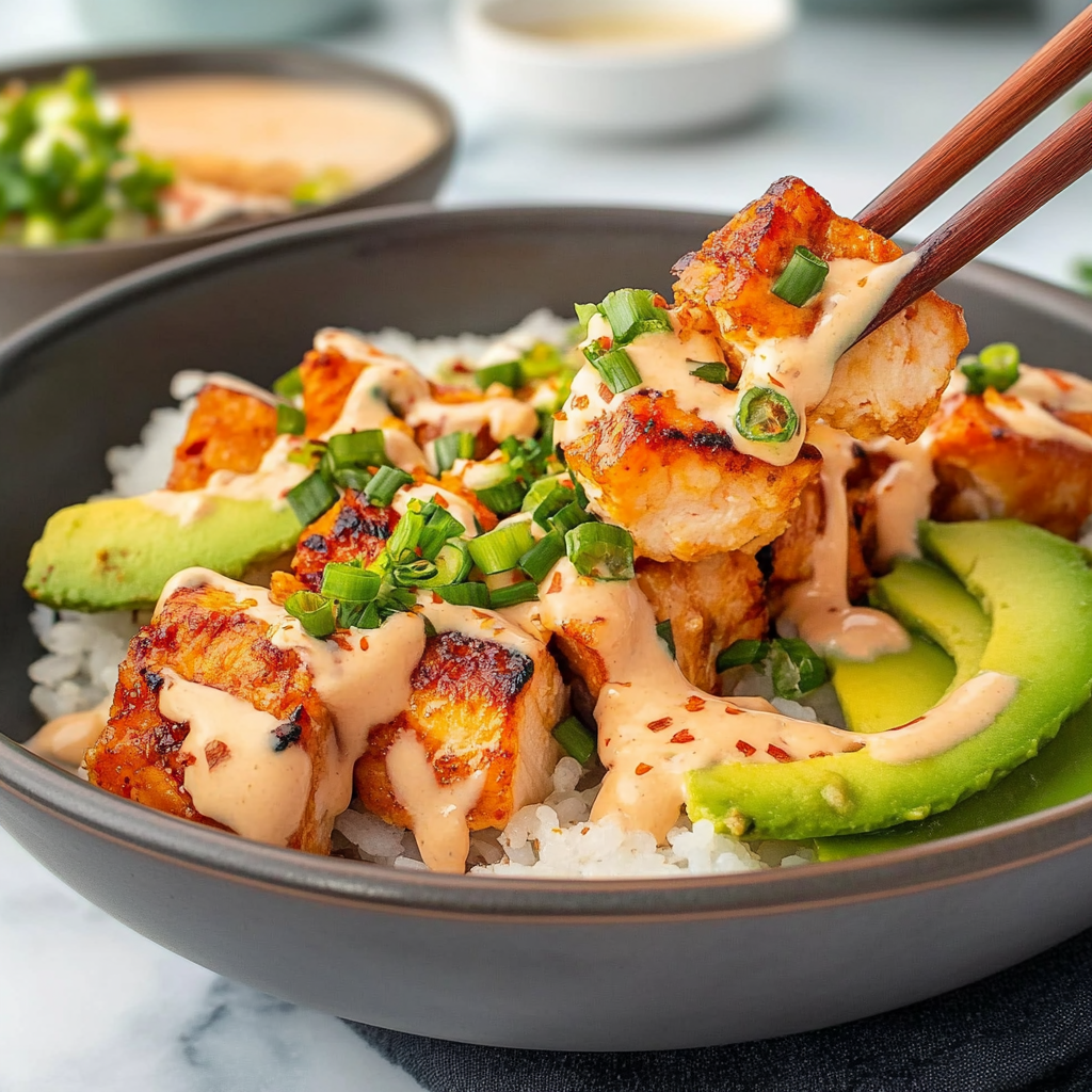 Recipe preparation for spicy salmon maki bowls